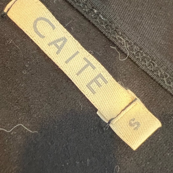 CAITE Embroidered Black 3/4 Sleeve Hem size S Hi Low - Picture 8 of 8